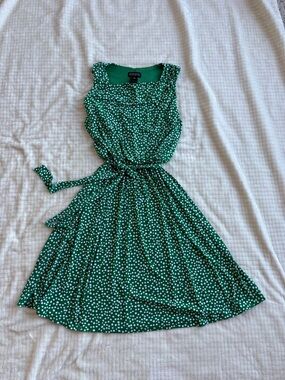 Enfocus Studio Green Polka Dot Sleeveless Tie-Waist Midi Dress